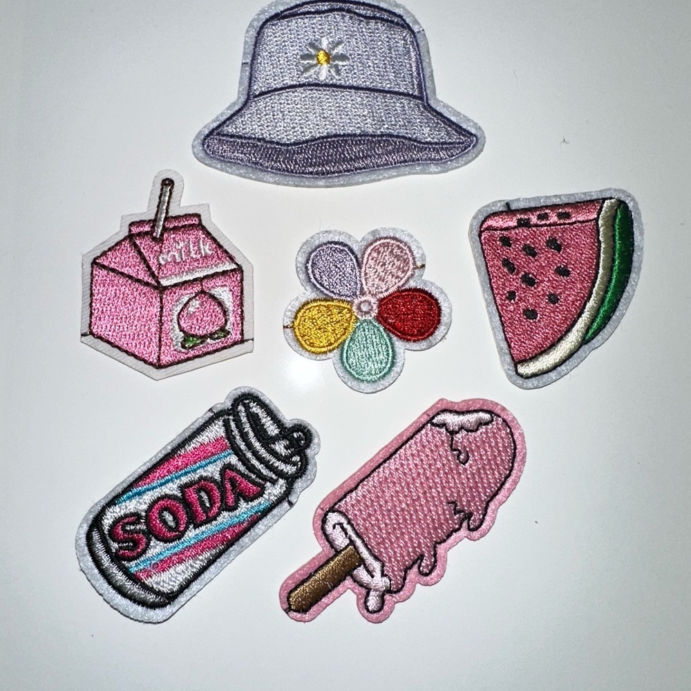 Assortment of 30 Embroidery Patches